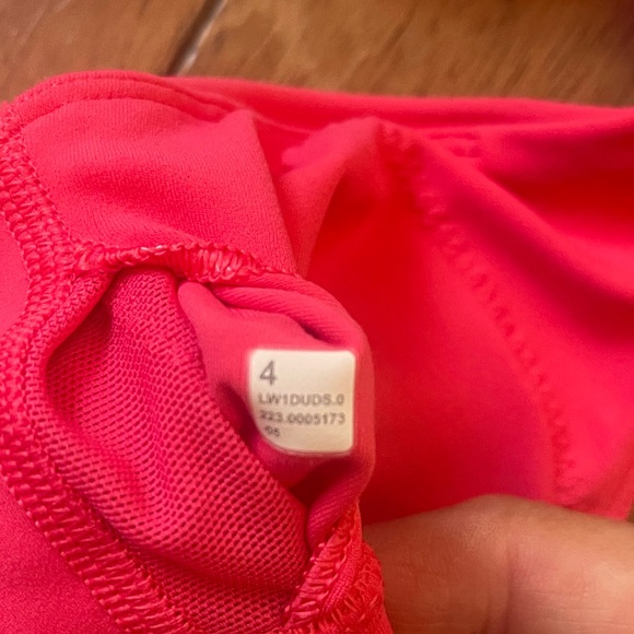 Lululemon Align™ Bra (Light Support, A/B Cup) Size 4 , Ripened Raspberry - Picture 9 of 9